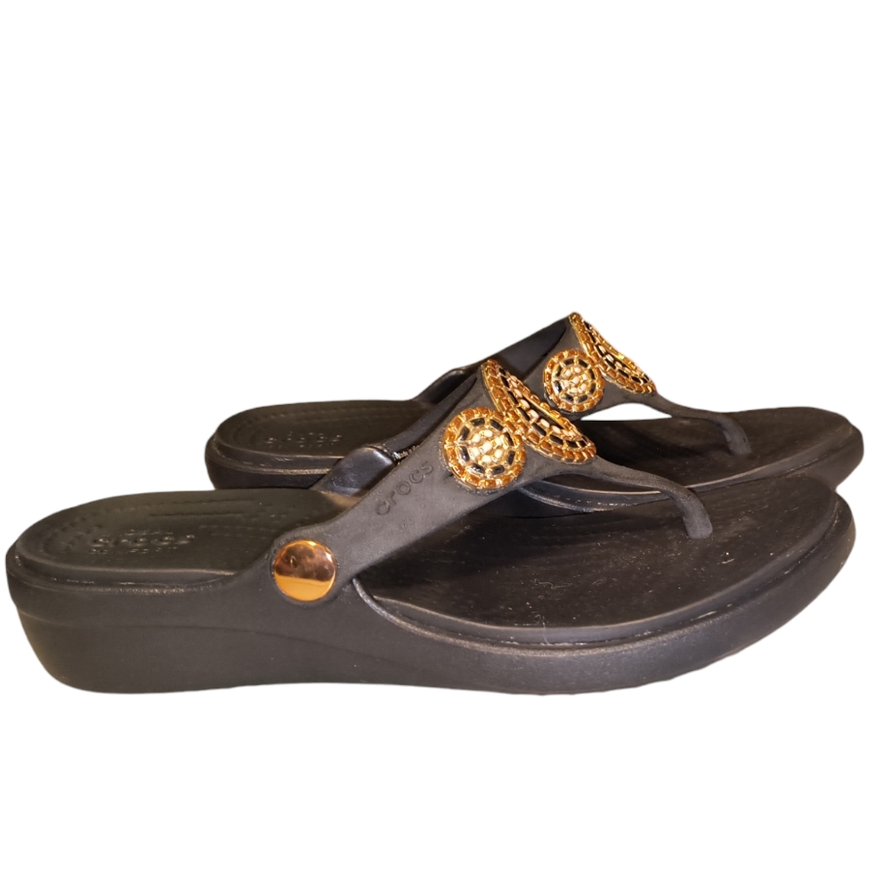 Crocs Sanrah Diamante Embellished Black/Rose Gold Wedge Flip Sandal Women's 6 w - Picture 9 of 14